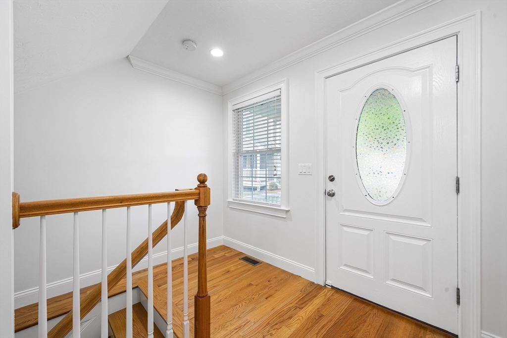 215 Rangeway Rd 31
