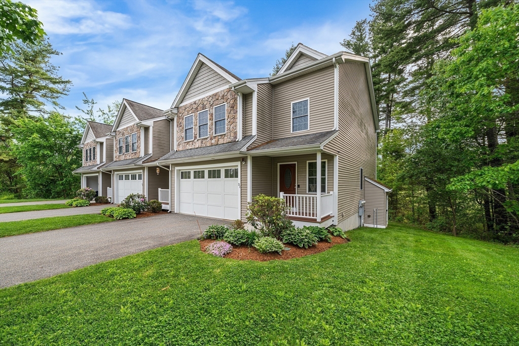 215 Rangeway Rd 31