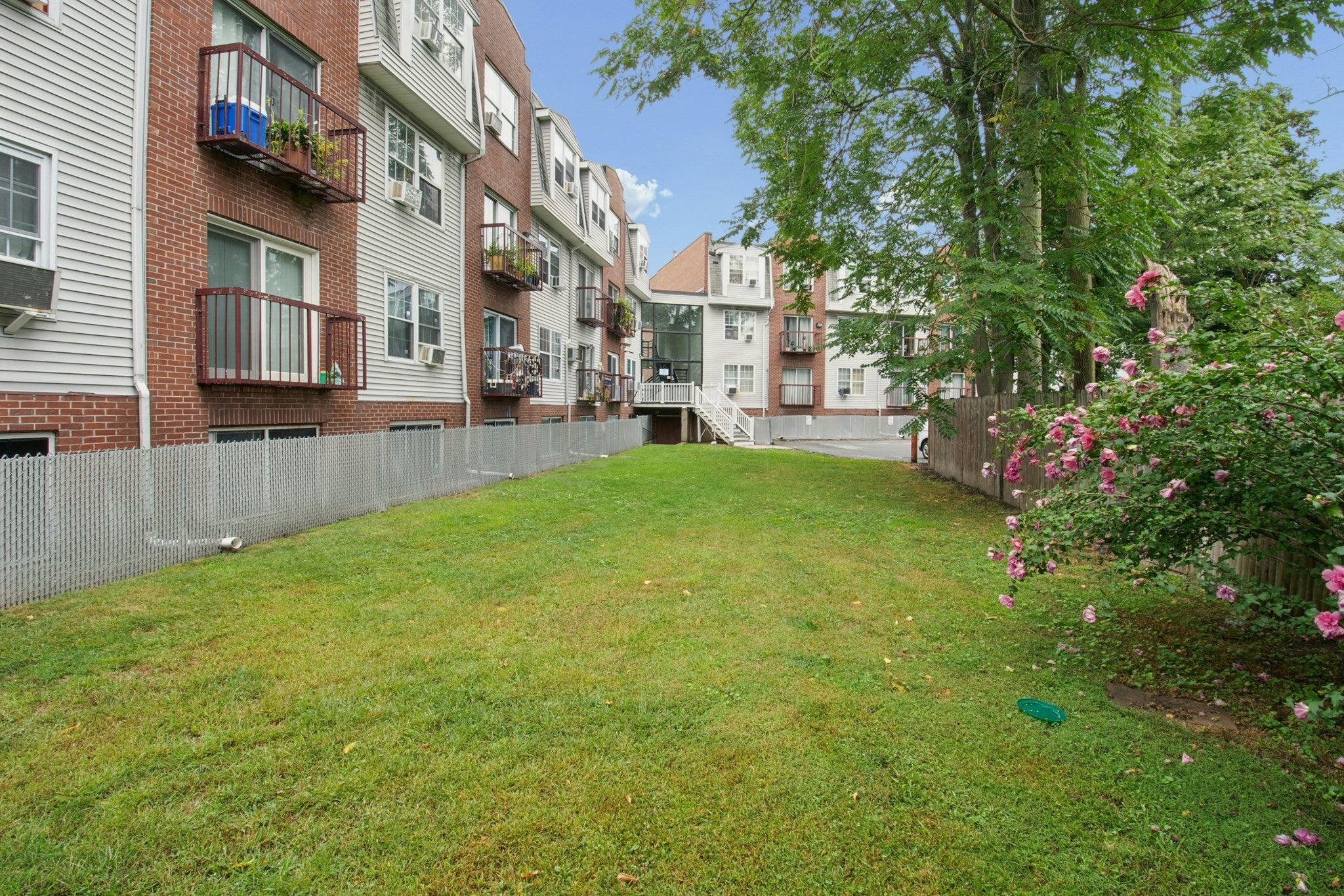 20 Knox ST #21, Lawrence, MA Photo #25
