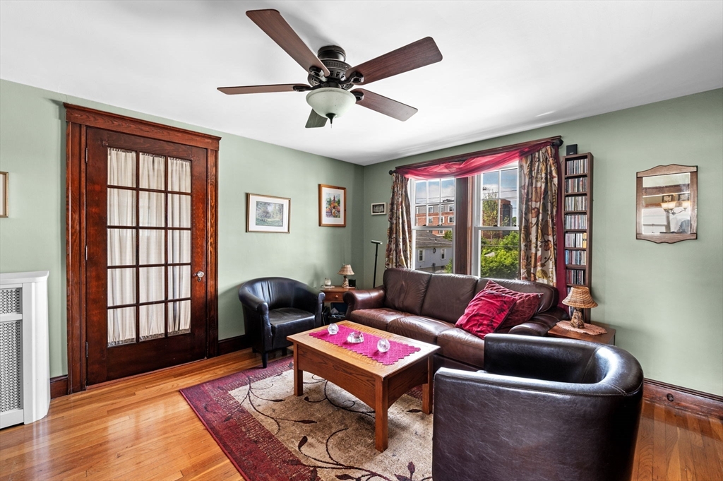 11 Raymond Road 2