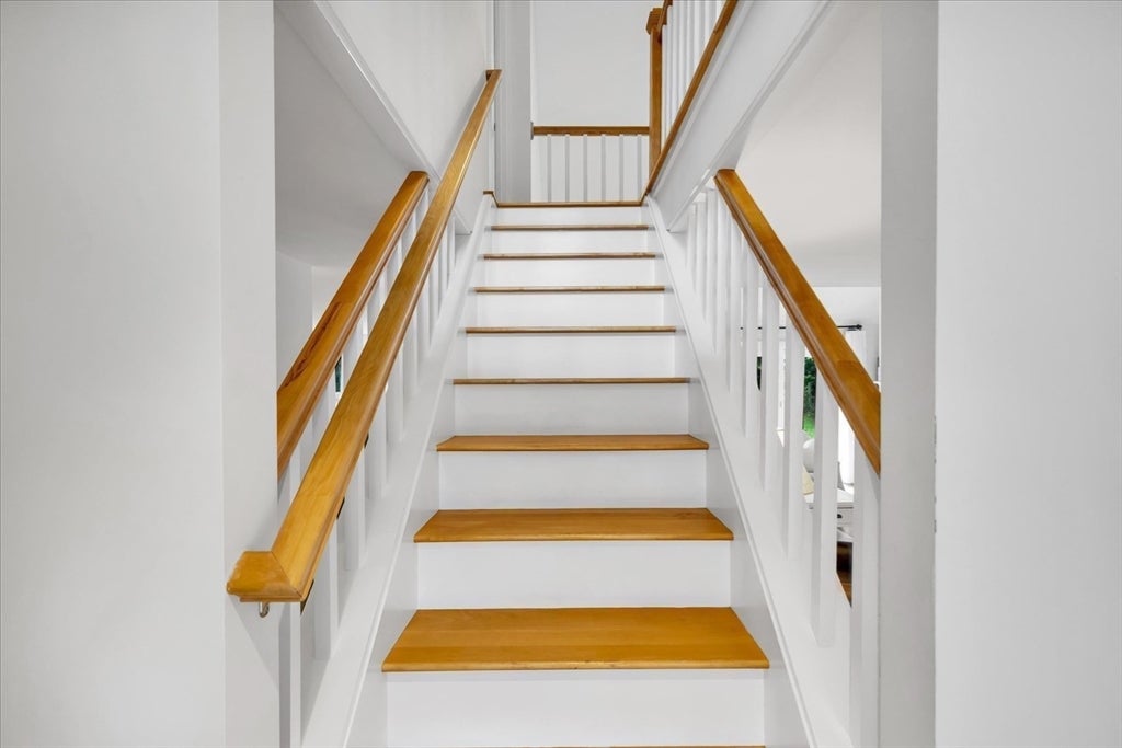 575 Harwich Rd, Brewster, MA Photo #20