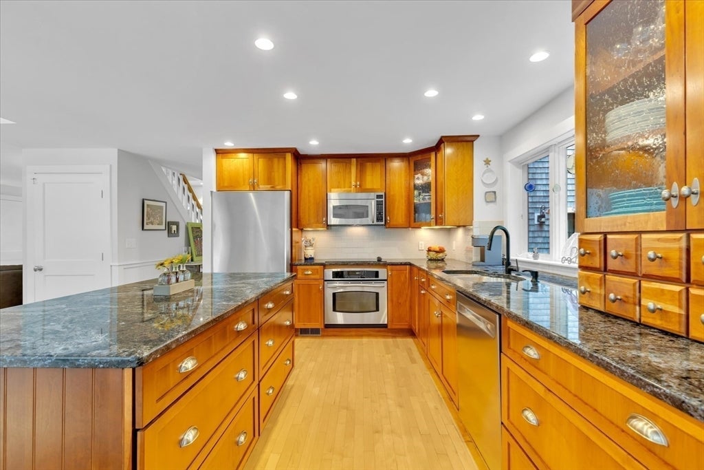 575 Harwich Rd, Brewster, MA Photo #9