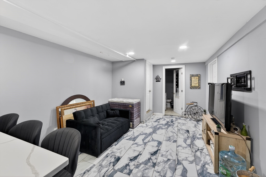 25 Tripoli St, Cranston, RI, 25 Tripoli St, Cranston, RI Photo #26