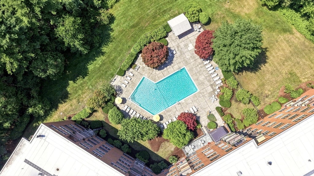 210 Nahanton St #116, Newton, MA Photo #26