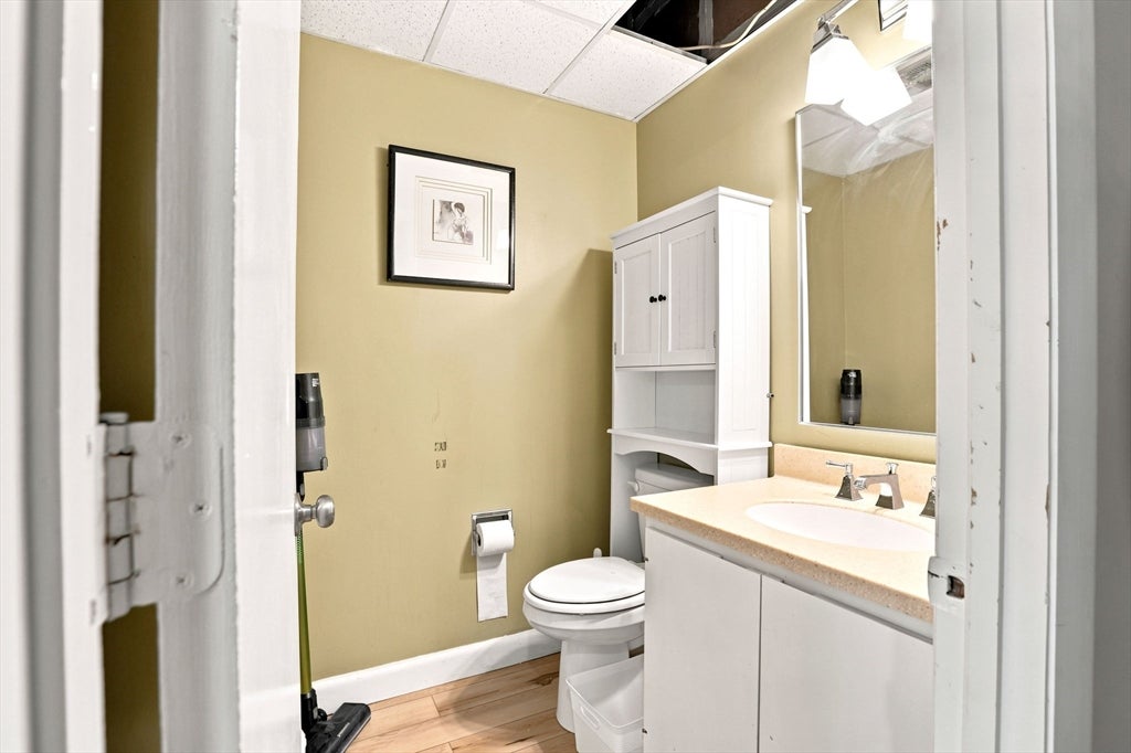 210 Nahanton St #116, Newton, MA Photo #8