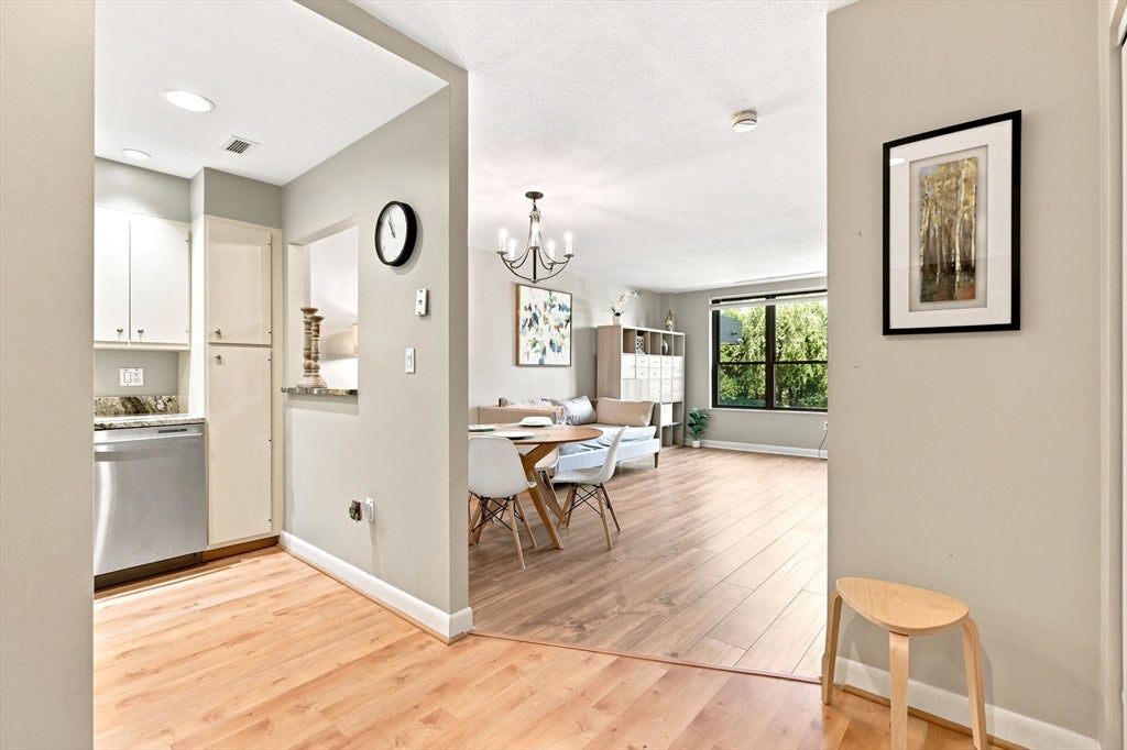210 Nahanton St #116, Newton, MA Photo #9