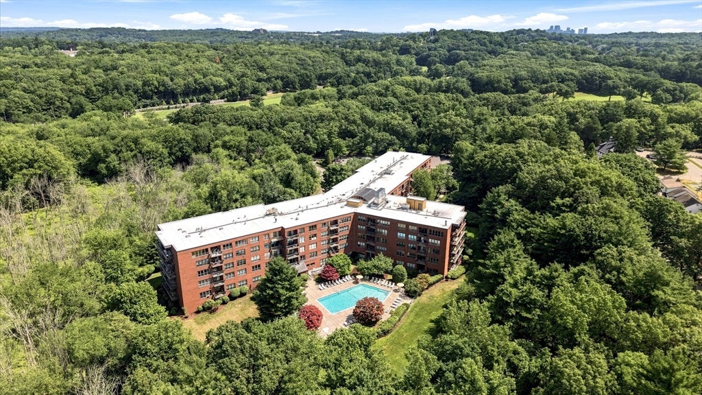 210 Nahanton St #116, Newton, MA Photo #28