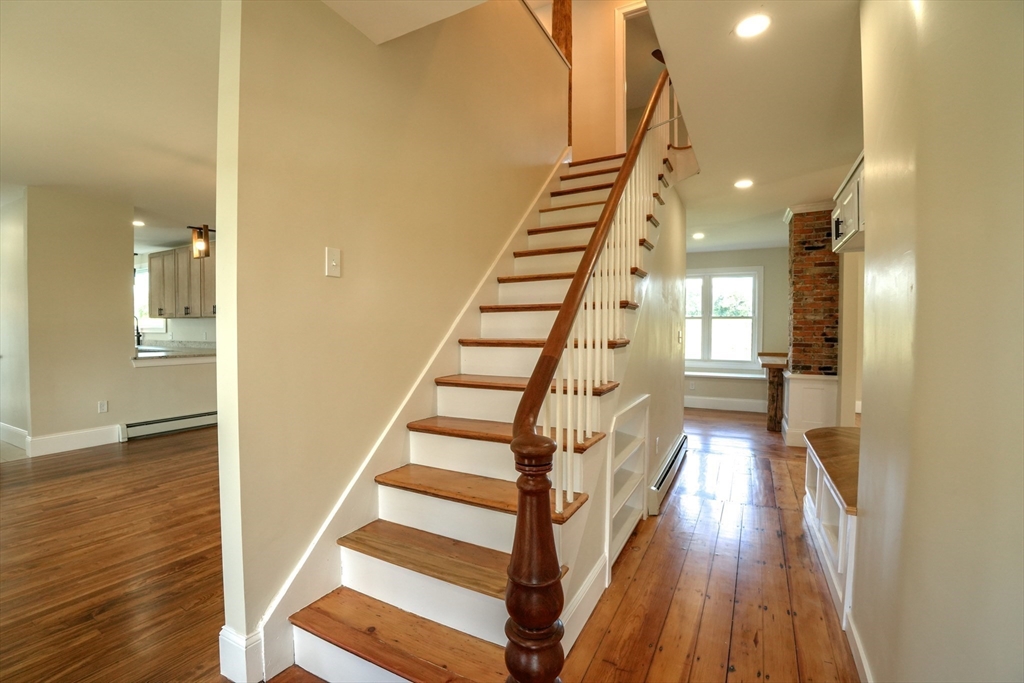 828 Lancaster Ave
