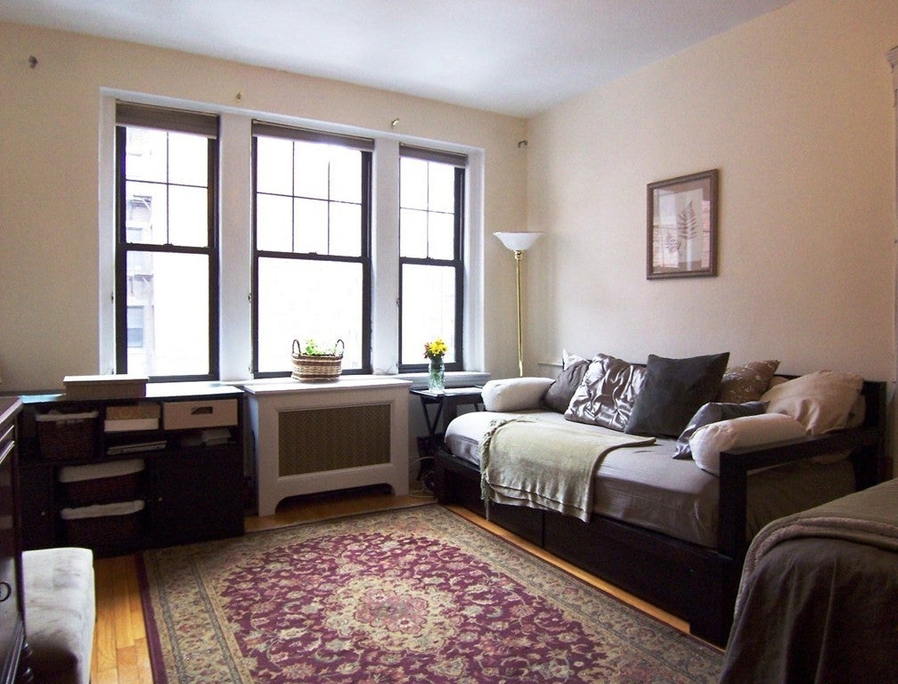 Photo of 62 Queensberry Street, Boston, MA