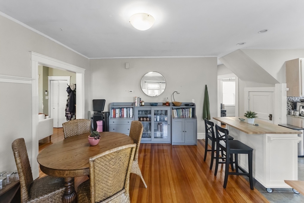 112-114 Harnden Ave