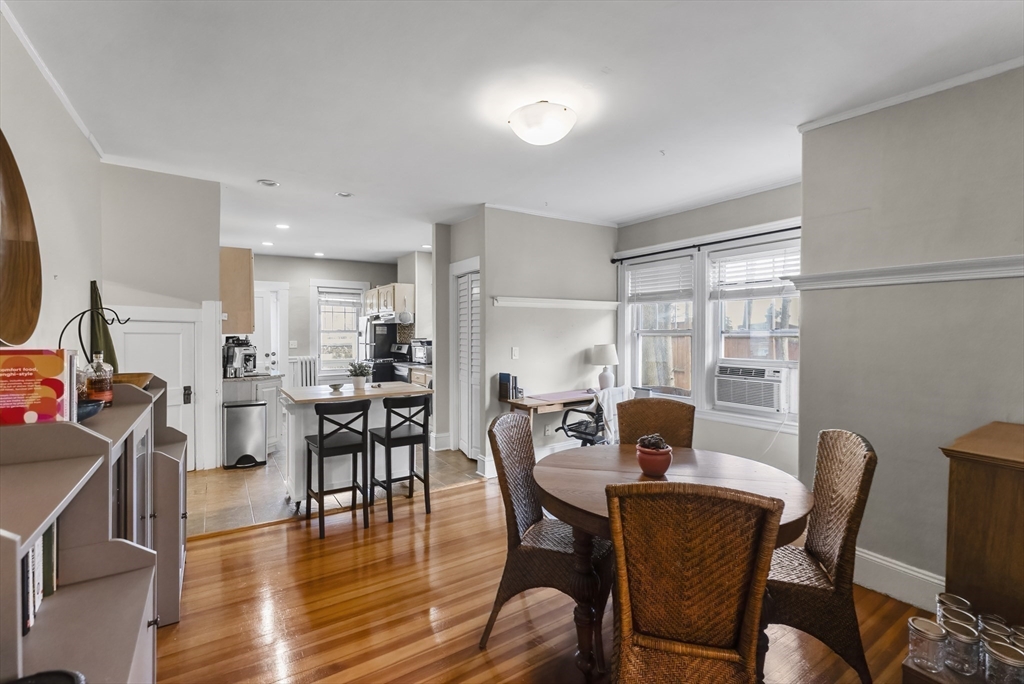 112-114 Harnden Ave