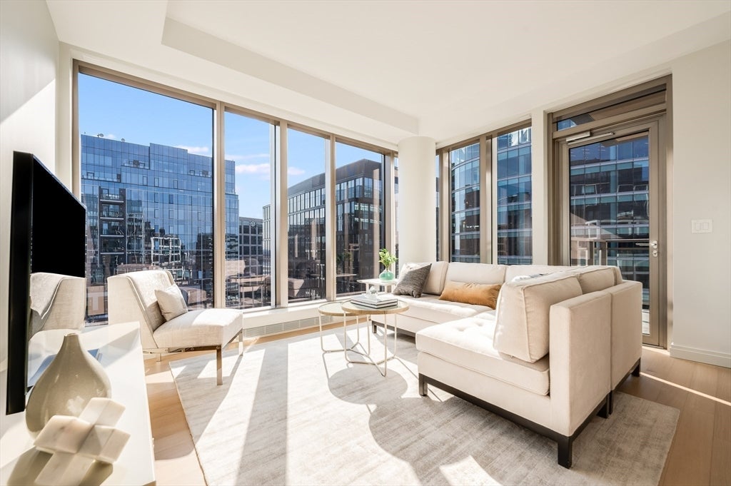 133 Seaport Blvd 1-2003 Floor 20