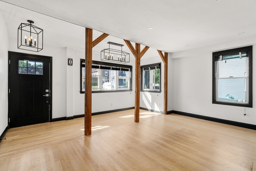 146-148 Warren Ave