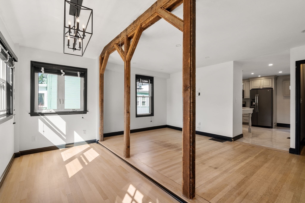 146-148 Warren Ave