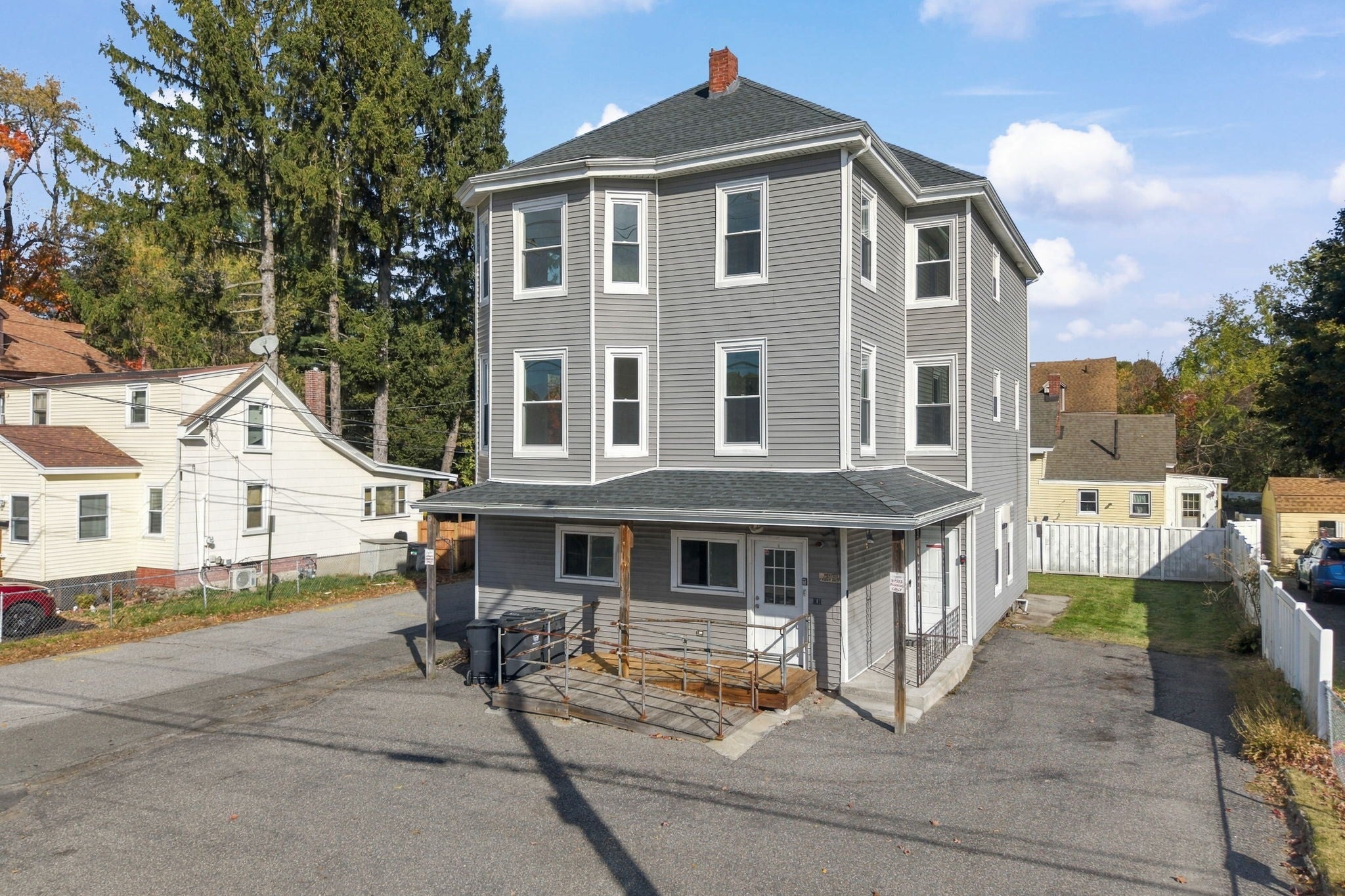 Photo: 101 Hilldale Ave, Haverhill, MA