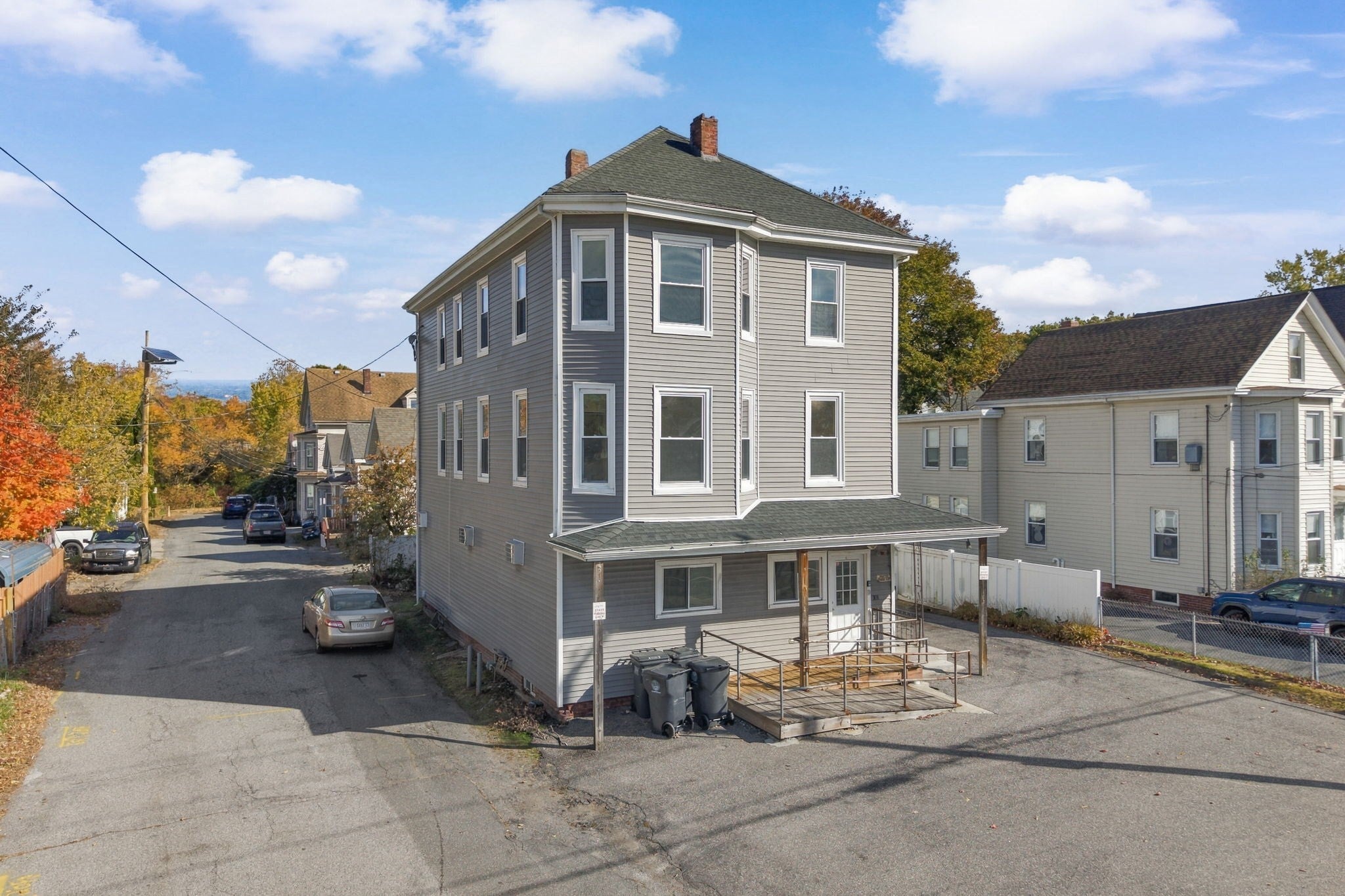 101 Hilldale Ave
