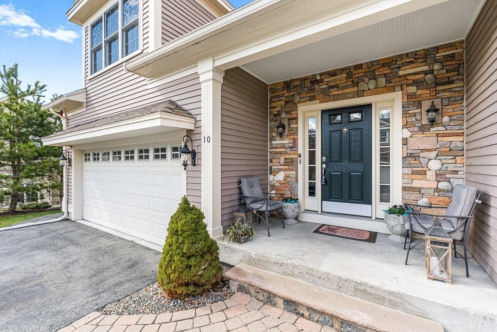 10 White Cedar Drive 10