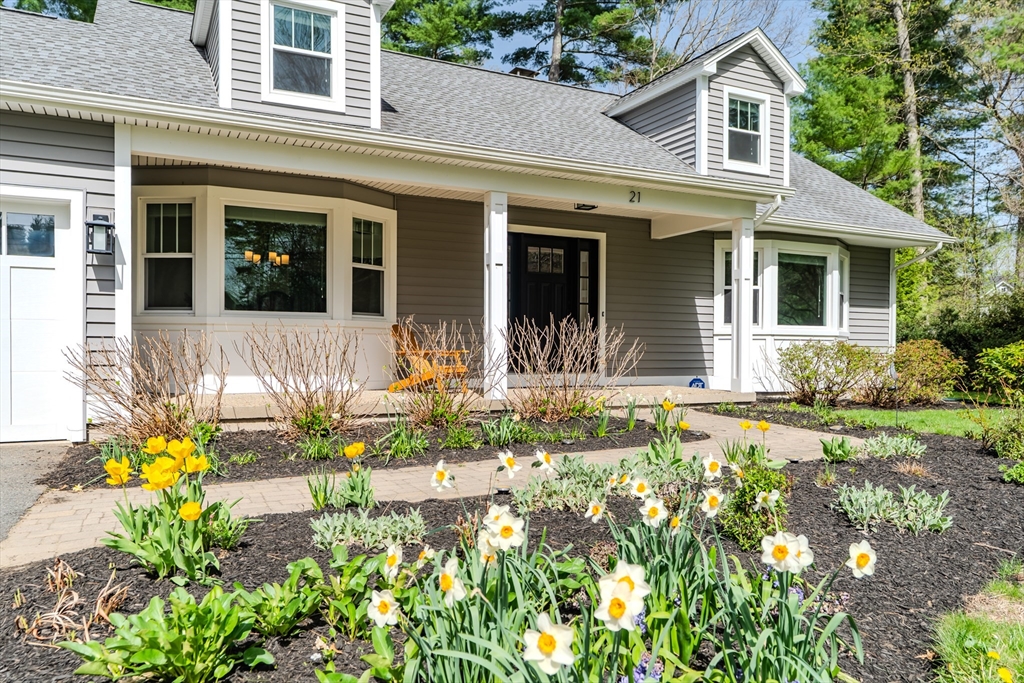21 Shattuck Rd