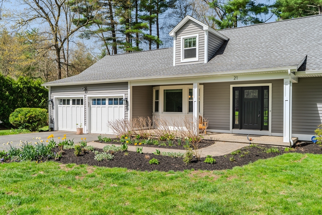 21 Shattuck Rd