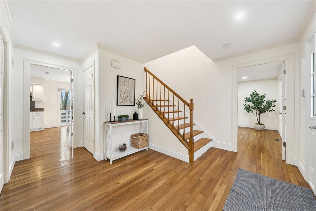 37 Woodcliffe Rd