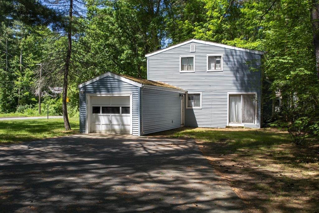 14 Willow Rd