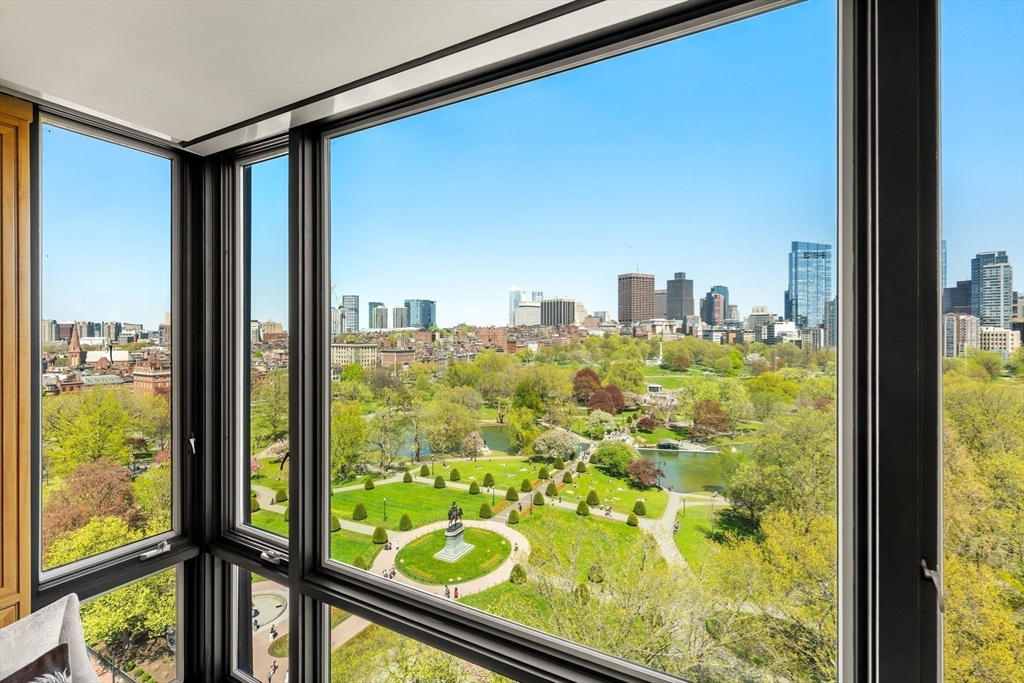 2 Commonwealth Ave 14B