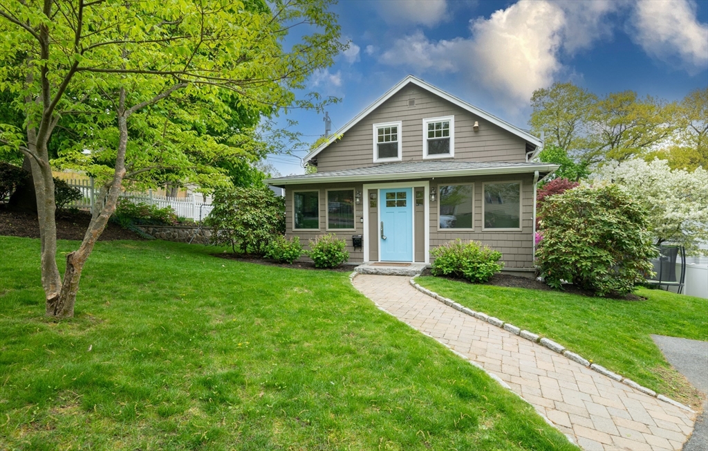 2 Parkwood Road