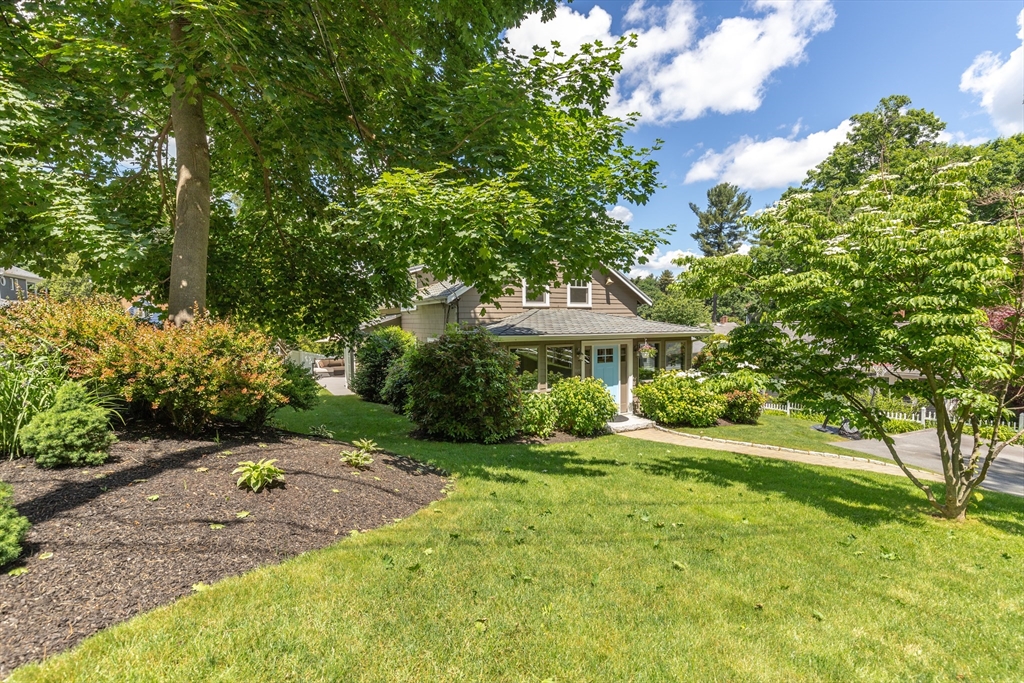 2 Parkwood Road, Lynnfield, MA, 2 Parkwood Road, Lynnfield, MA Photo #4