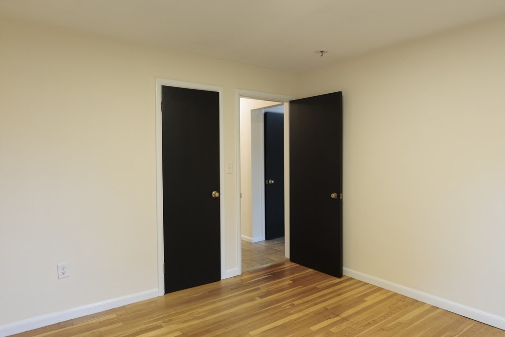 1159 Middlesex St, Lowell, MA Photo #15