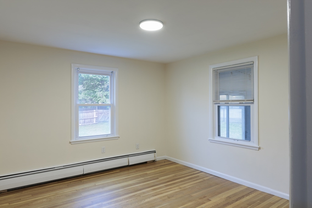 1159 Middlesex St, Lowell, MA Photo #14