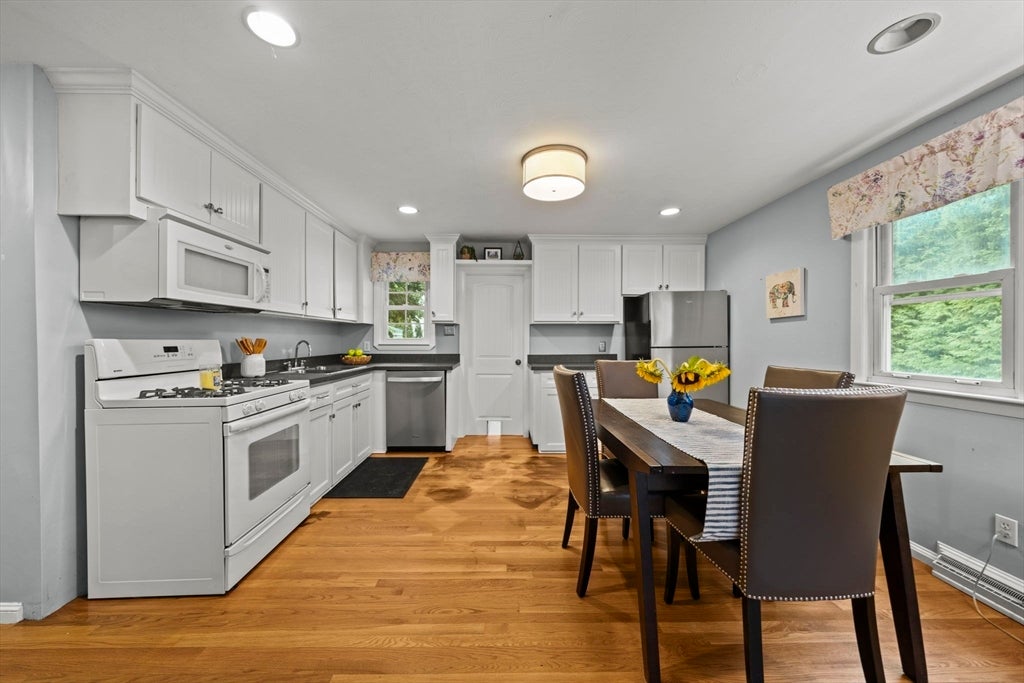 134 Marshall Ave, Lowell, MA, 134 Marshall Ave, Lowell, MA Photo #4