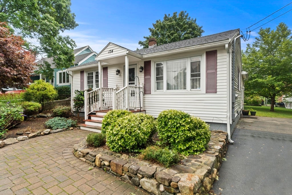 134 Marshall Ave, Lowell, MA, 134 Marshall Ave, Lowell, MA Photo #23