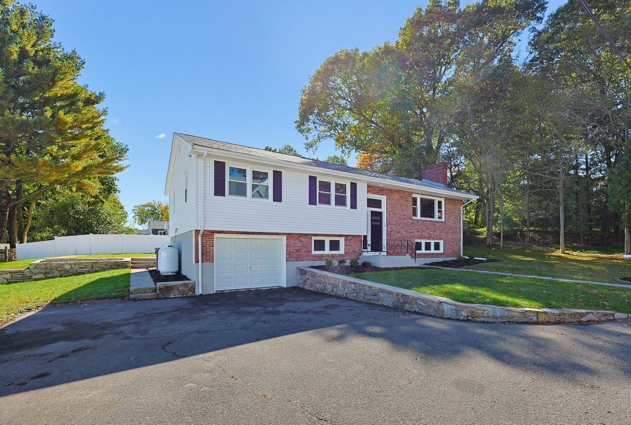 30 Taft Ln, Dedham, MA Photo #2