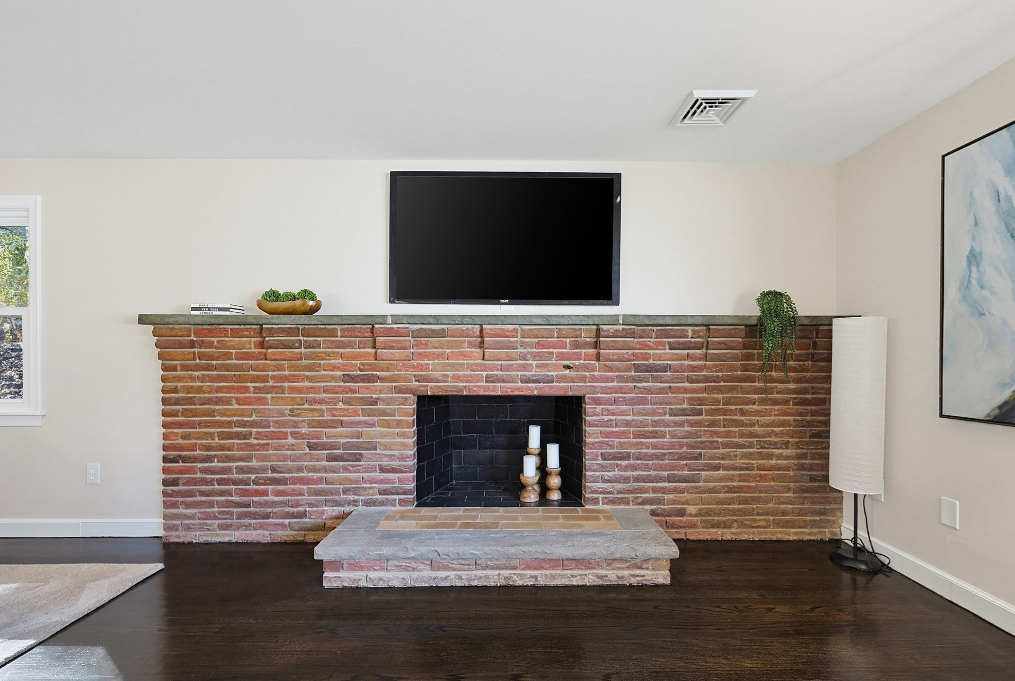 30 Taft Ln, Dedham, MA Photo #5