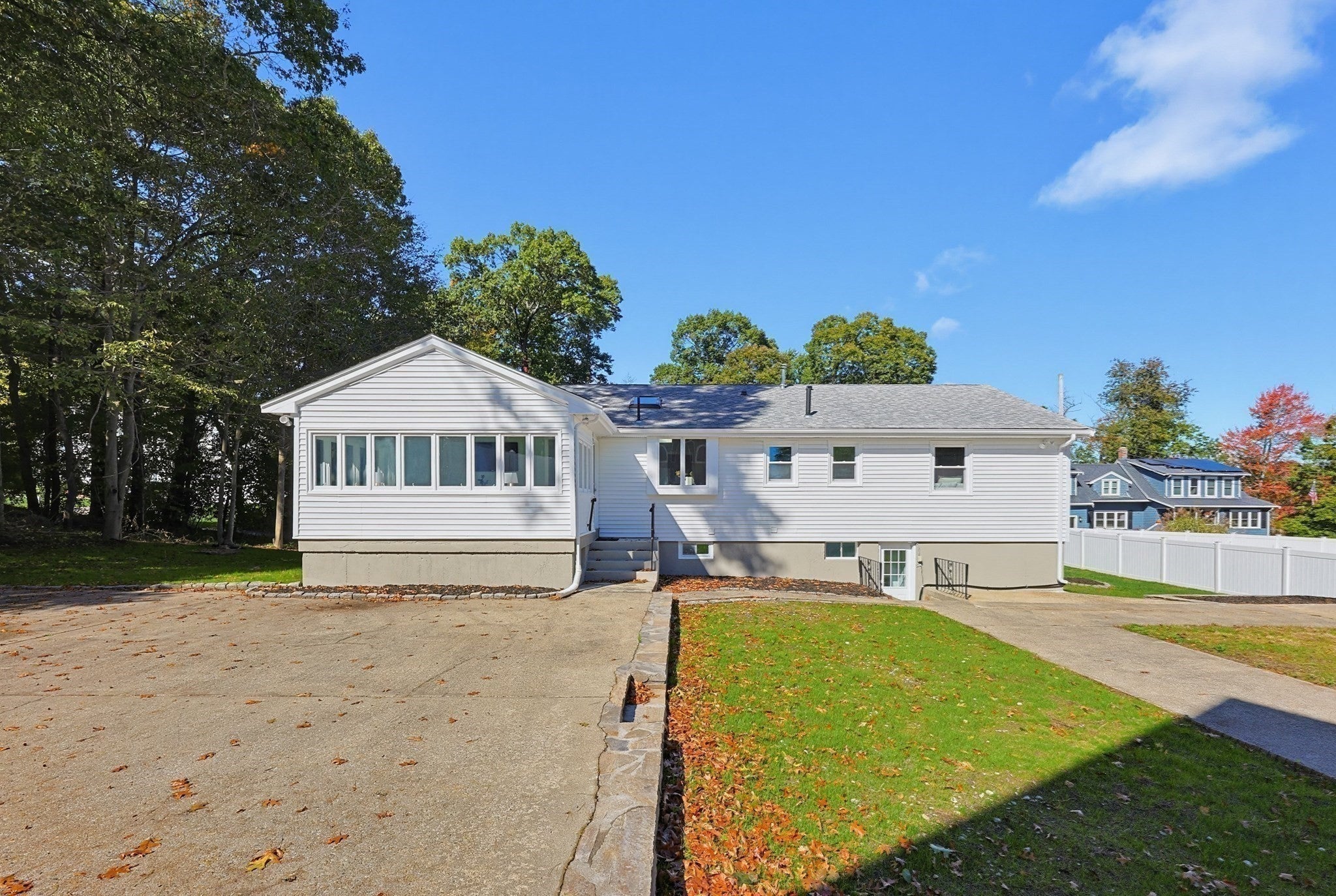 30 Taft Ln, Dedham, MA Photo #32