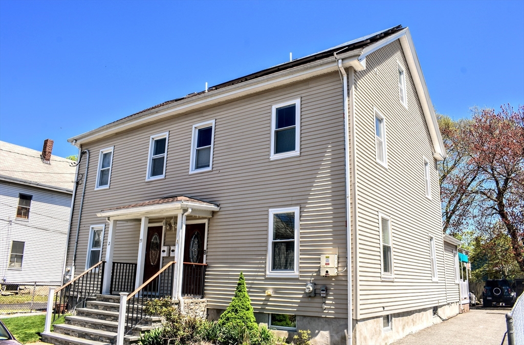 Photo 1 of 41 — 79 Francis St 1, Waltham, MA 02451