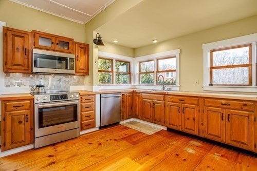 1025 New Ipswich Rd 1