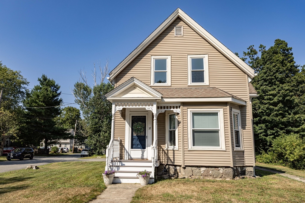37 Rockland St
