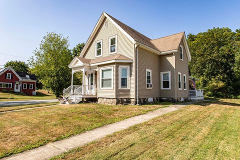 37 Rockland St Abington MA 02351