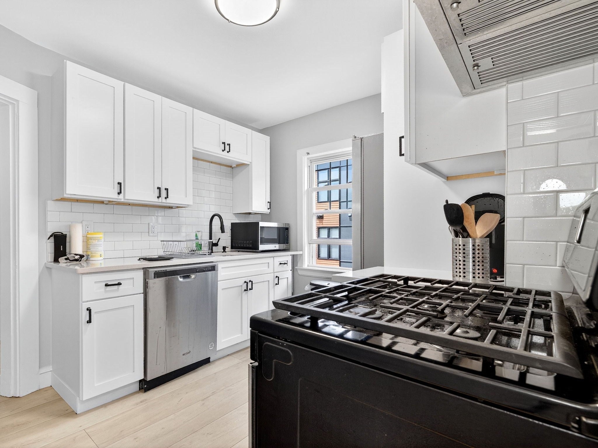 256 Main St 2