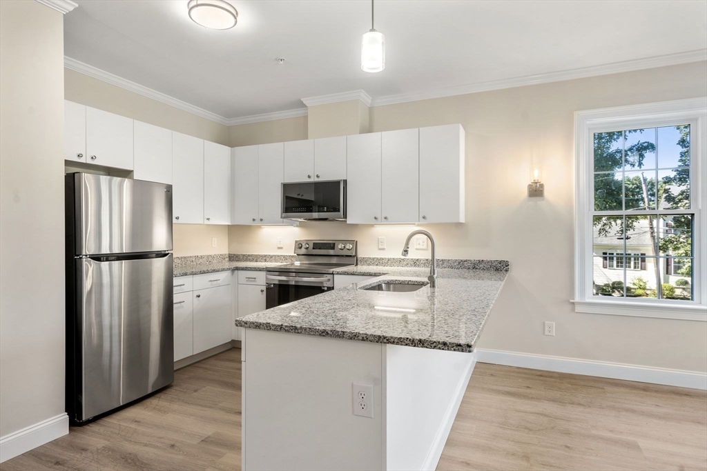 244 Main 305