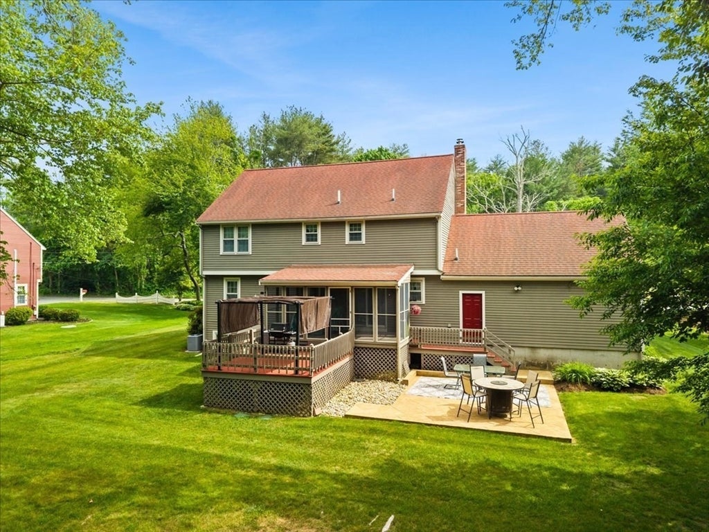 461 Hodges St, Taunton, MA, 461 Hodges St, Taunton, MA Photo #4