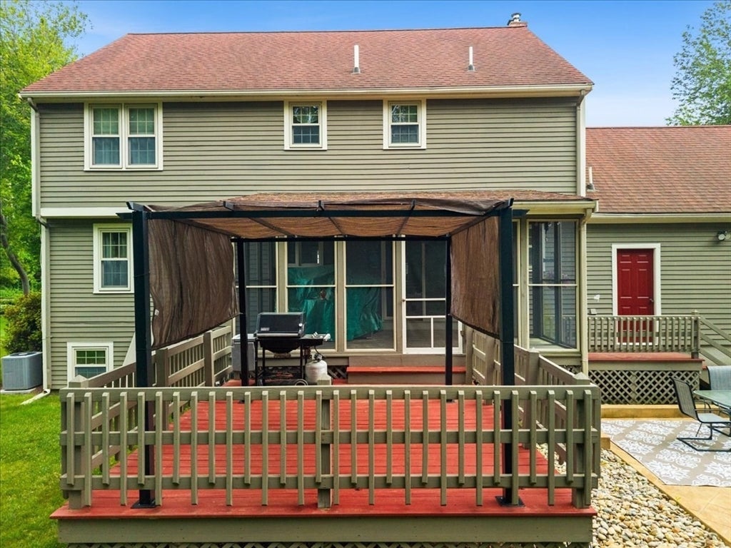461 Hodges St, Taunton, MA, 461 Hodges St, Taunton, MA Photo #5