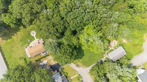 53 Vinal St Dracut MA 01826