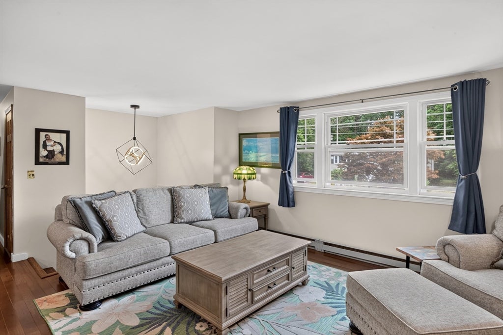 106 Tanglewood Dr, Falmouth, MA, 106 Tanglewood Dr, Falmouth, MA Photo #7