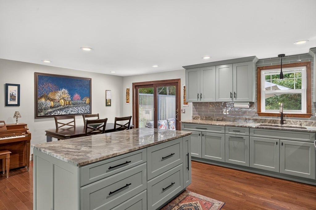 106 Tanglewood Dr, Falmouth, MA, 106 Tanglewood Dr, Falmouth, MA Photo #12
