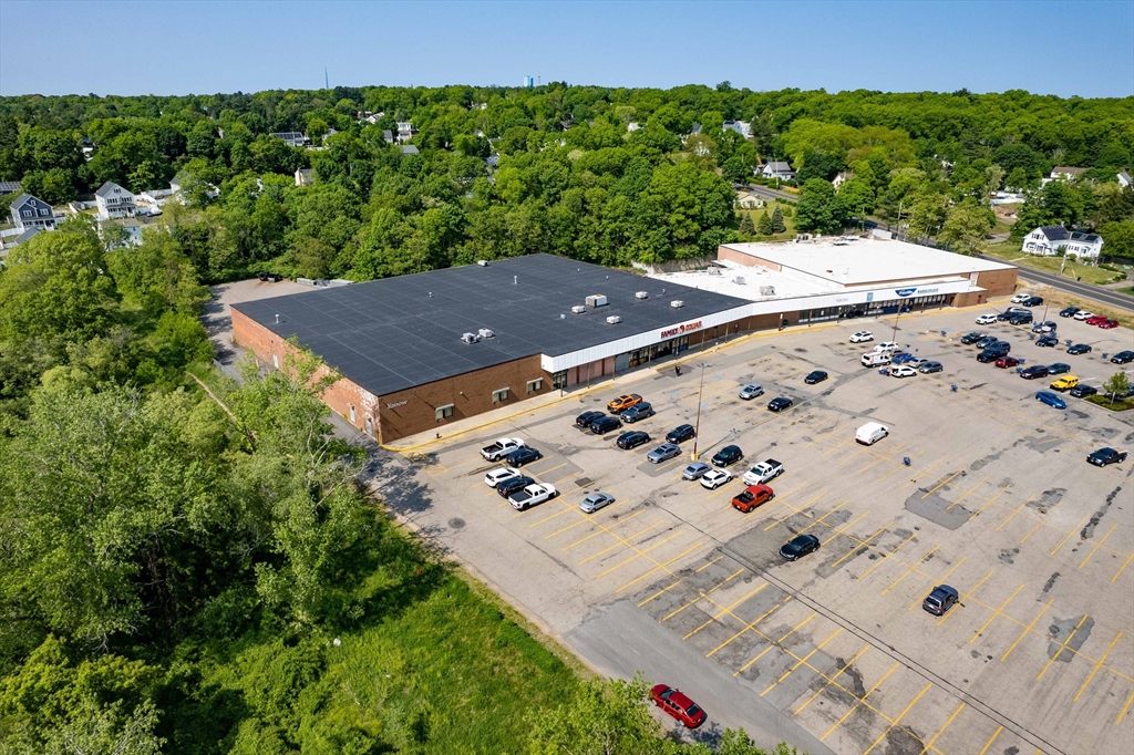 220 East Ashland Street