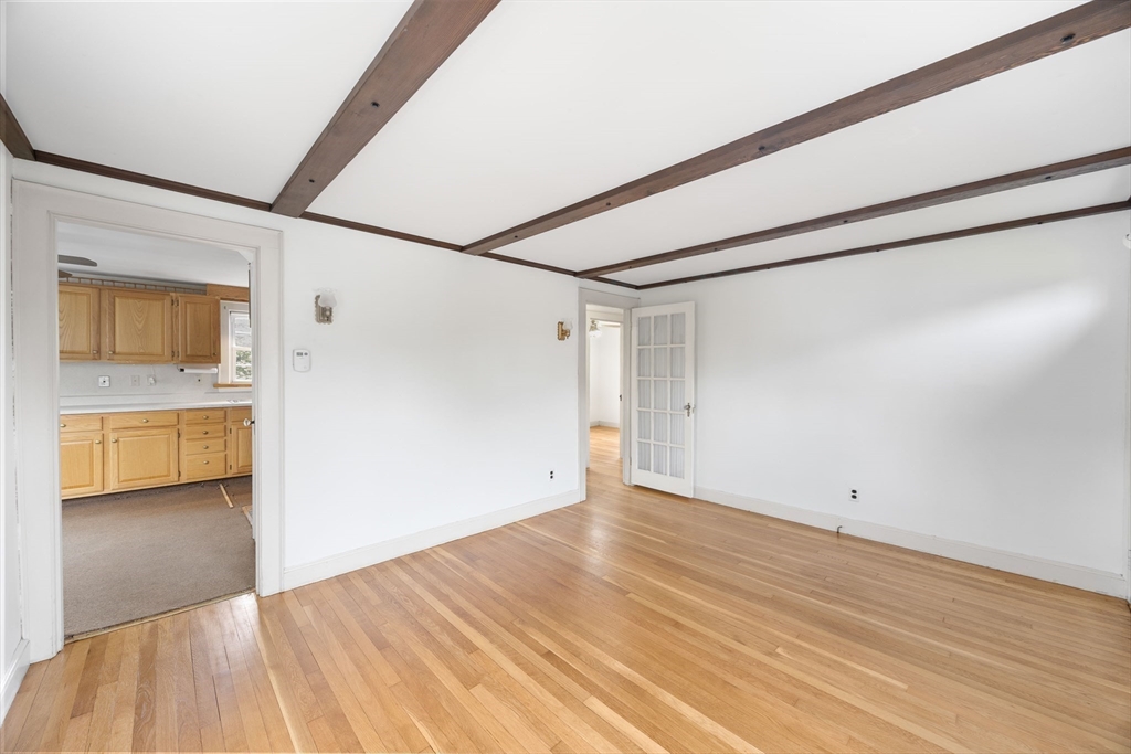 141 Hobart St