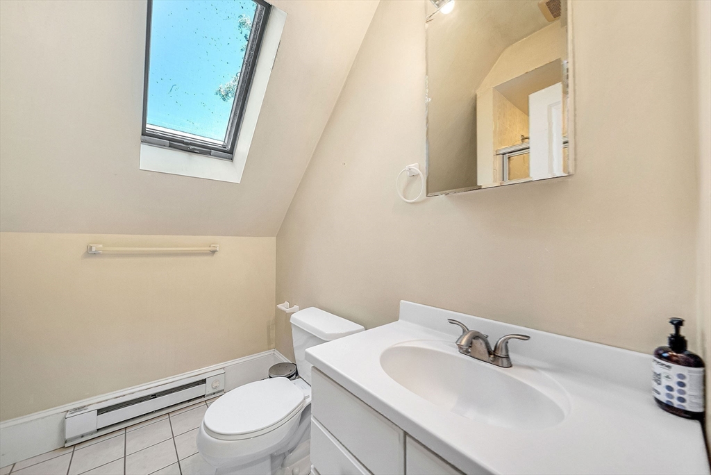 Newton, Massachusetts 02466, United States, 4 Bedrooms Bedrooms, ,4 BathroomsBathrooms,Residential,Active,208319