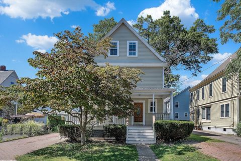 13 Weir St Newton MA 02466